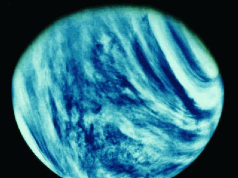 Netikrų spalvų Veneros nuotrauka, daryta Mariner 10 zondu. ©NASA/JPL