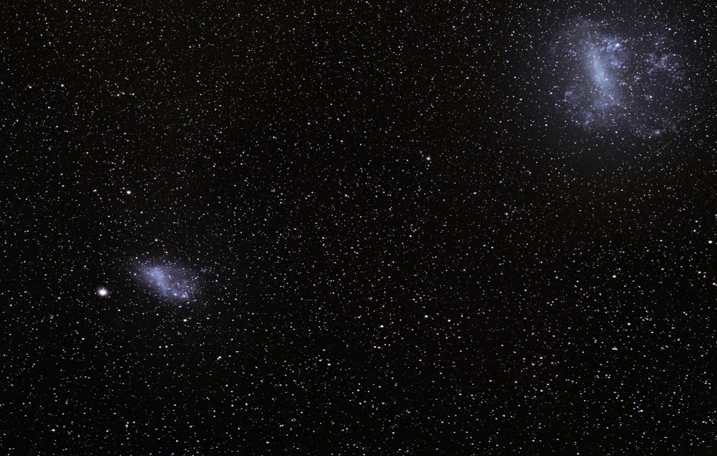 Magelano debesys – Didysis (dešinėje) ir Mažasis (kairėje). Šaltinis: ESO/S. Brunier