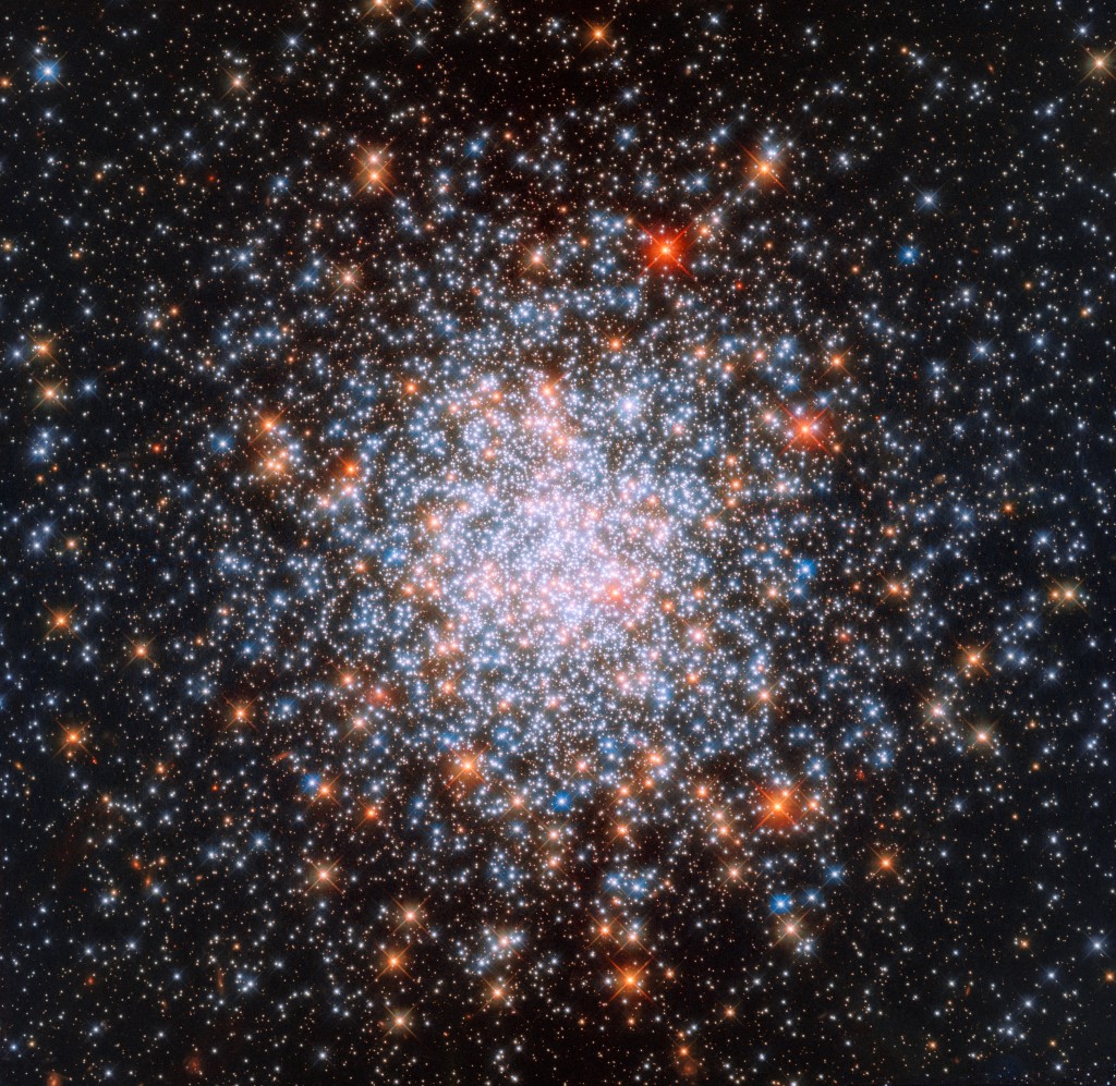 Kamuolinis spiečius NGC 1866. Šaltinis: ESA/Hubble ir NASA